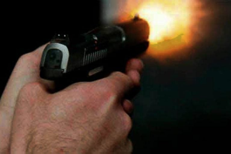 Após Barulho, Morador Vê Muro Danificado Por Disparo De Arma