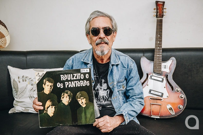 Arquiteto Exibe Coleção De Discos De Vinil 2