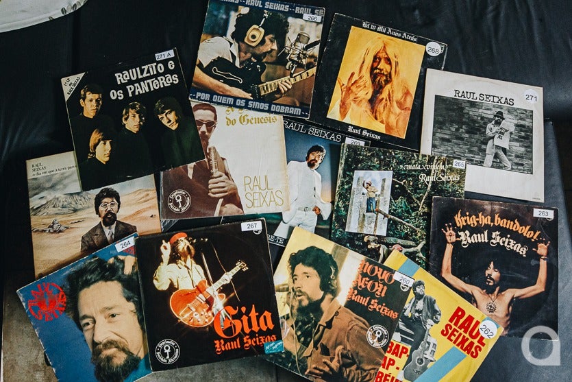 Arquiteto Exibe Coleção De Discos De Vinil 3