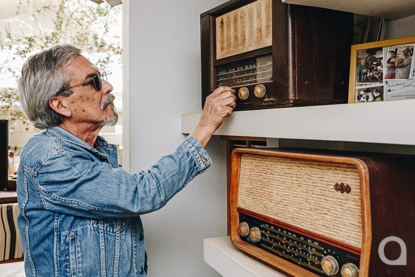 Arquiteto Exibe Coleção De Discos De Vinil 8
