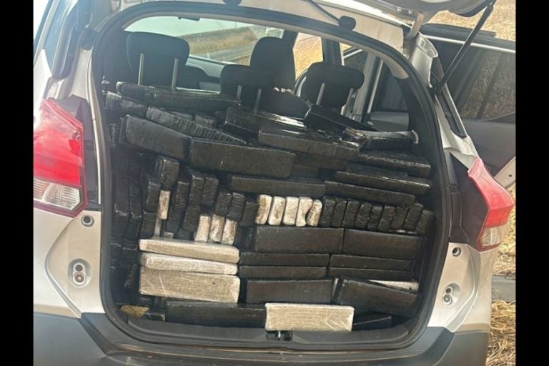Bpfron Umuarama Prende Homem Com Quase 500 Kg De Maconha