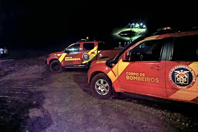 Bombeiros Encontram Corpo De Homem Após Carro Cair No Rio Ivaí (1)