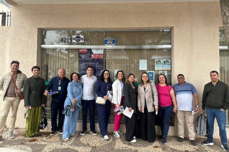 Caravana De Umuarama Visita Feira Do Empreendedor Em Maringá