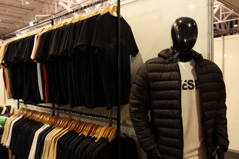 Centenas De Pessoas Aproveitam O Mega Outlet Umuarama 1 (3)