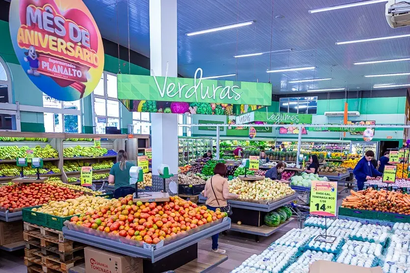 Cliente Do Supermercado Planalto Leva Honda Biz 0km Em Sorteio 2