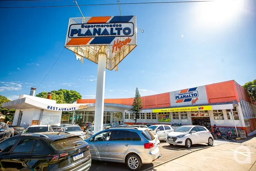Cliente Do Supermercado Planalto Leva Honda Biz 0km Em Sorteio 5