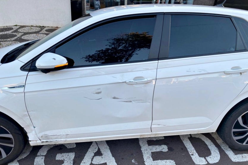 Condutora De Bicicleta Elétrica Fica Ferida Após Colisão No Centro (2)