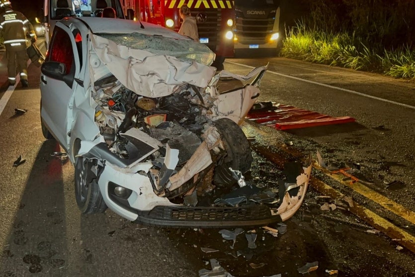 Condutora Perde A Vida Após Colisão Na Pr 323, Entre Umuarama (11)