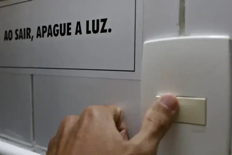 Conta De Luz Terá bandeira Tarifária Vermelha Patamar 2 Em Agosto