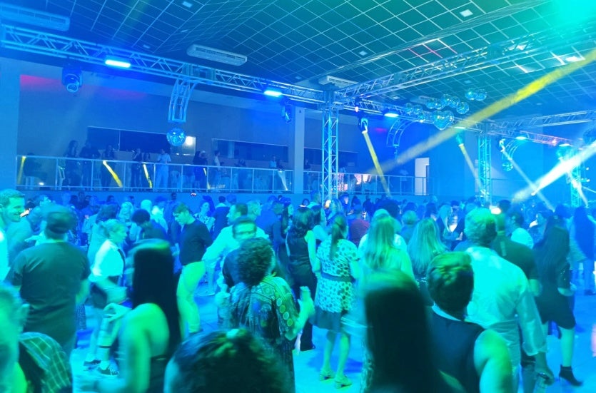 Festa 'os Embalos Do Harmonia' Abre Vendas De Mesas E Convites (2)