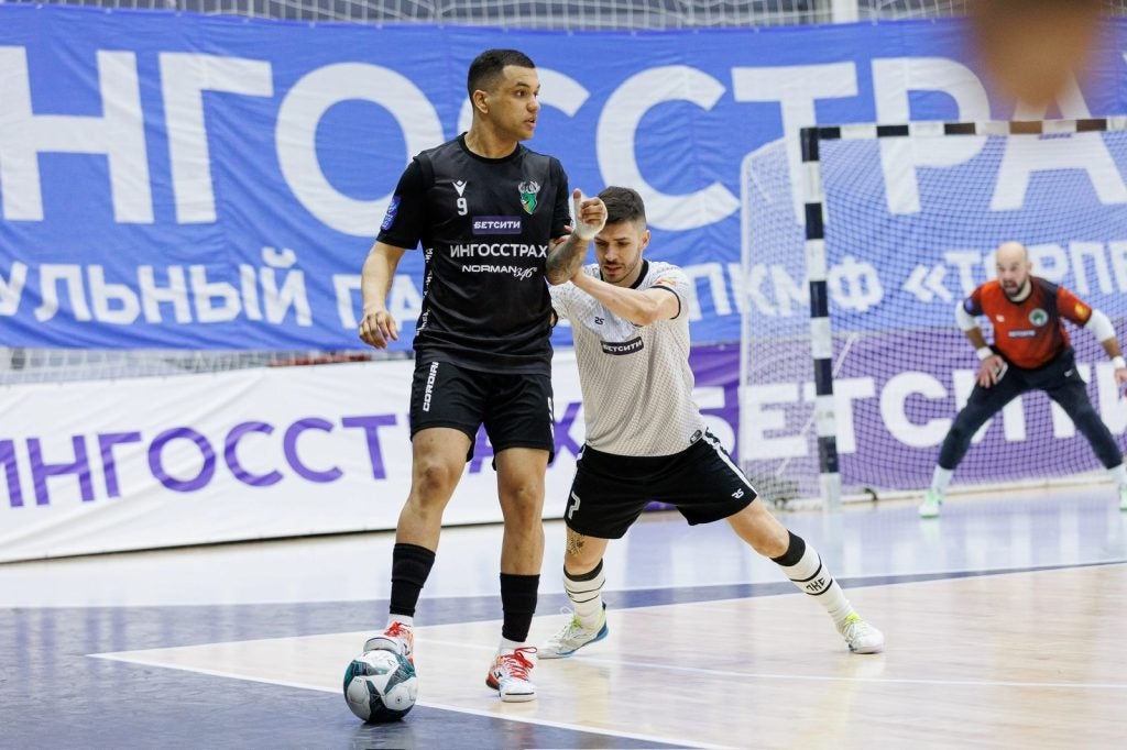 Jogador De Umuarama Brilha Na Rússia E Se Destaca Na Seleção Acervo Pessoal (b)