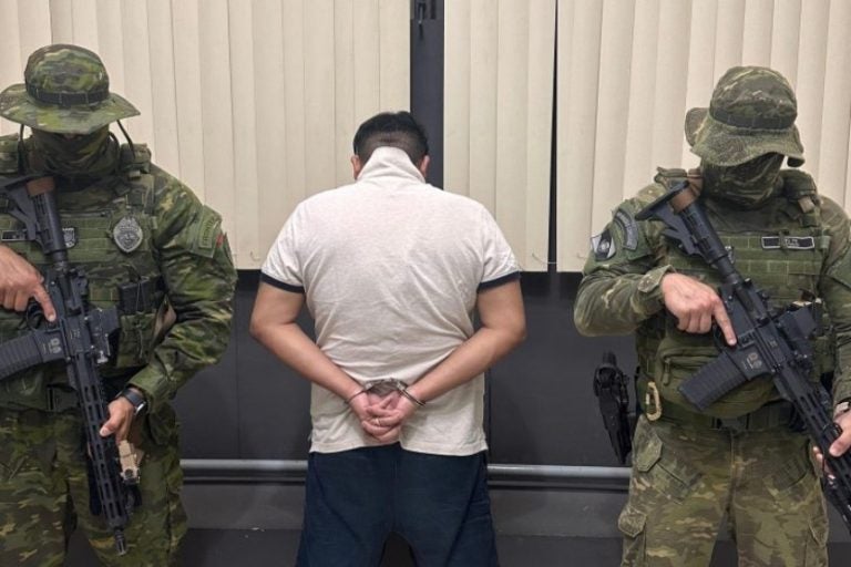 Líder do PCC: vídeos e áudios obtidos pela PF comprovam o planejamento de execuções, remessas de drogas e pagamento de propinas a policiais.