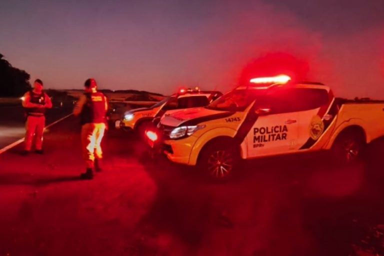 Motociclista sofre queda: O acidente ocorreu por volta das 17h30, no quilômetro 169, da estrada estadual.