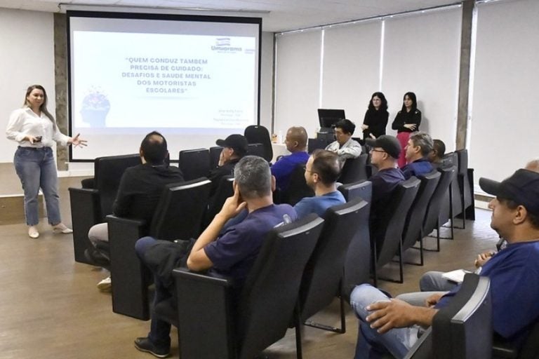 Motoristas Escolares Recebem Orientações Sobre Saúde Mental (3)