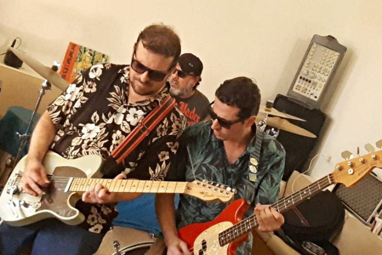 O Corvo Celebra O Dia Do Rock Com Show Da Banda Terremotor