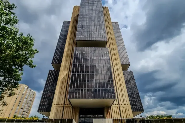 Pf Apura Ataque Hacker Contra Contas Reservas Mantidas No Bc