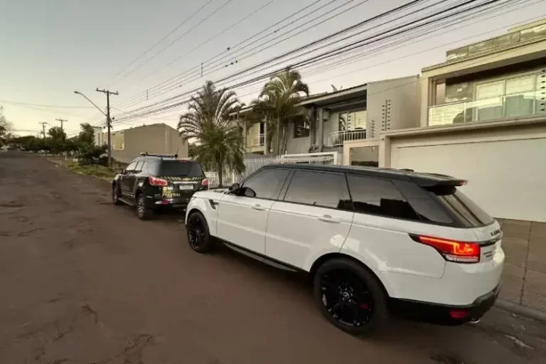 PF cumpre mandados contra tráfico: ao todo, foram expedidos 14 mandados de prisão e 21 de busca e apreensão, autorizados pela Justiça Estadual de Cascavel.