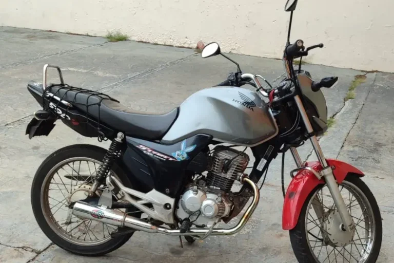 Pm Flagra Adolescente Pilotando Motocicleta Irregular Em Tapejara