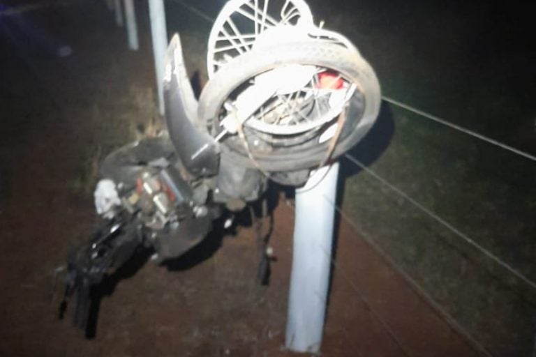 PR-082: Os veículos seguiam no mesmo sentido quando o automóvel bateu na traseira da moto
