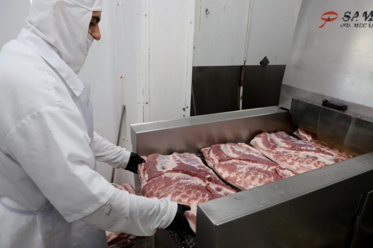 Paraná Pode Vender Carne Ao Chile Após Reconhecimento De Status
