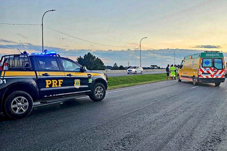 Pessoa Morre Atropelada E Vários Veículos Passam Sobre O Corpo