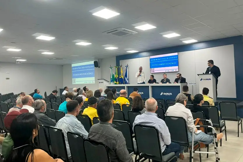 Sicoob Arenito Participa De Audiência Para Discutir Revisão Do Plano Diretor 2