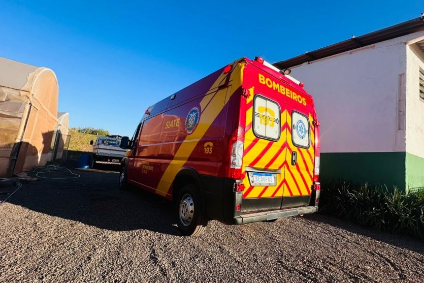 Trabalhador Fica Ferido