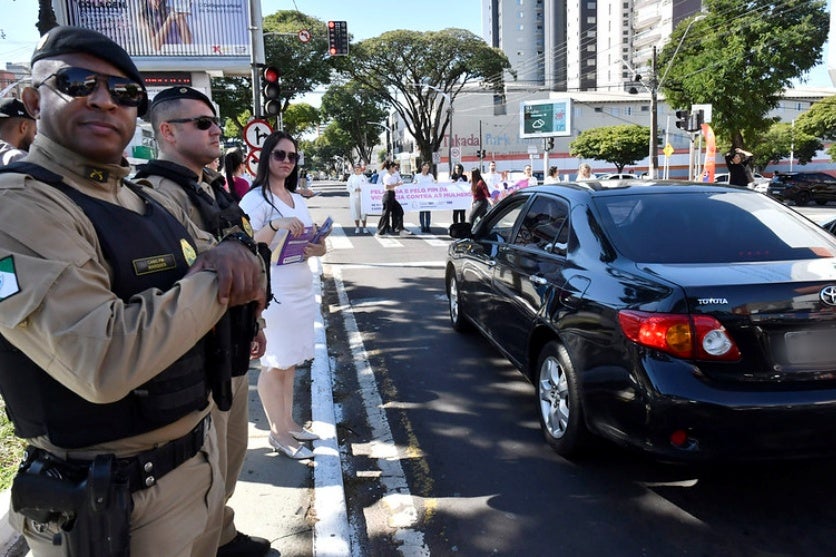 Umuarama Caminhada Do Meio Dia Visa O Combate Ao Feminicídio (4)