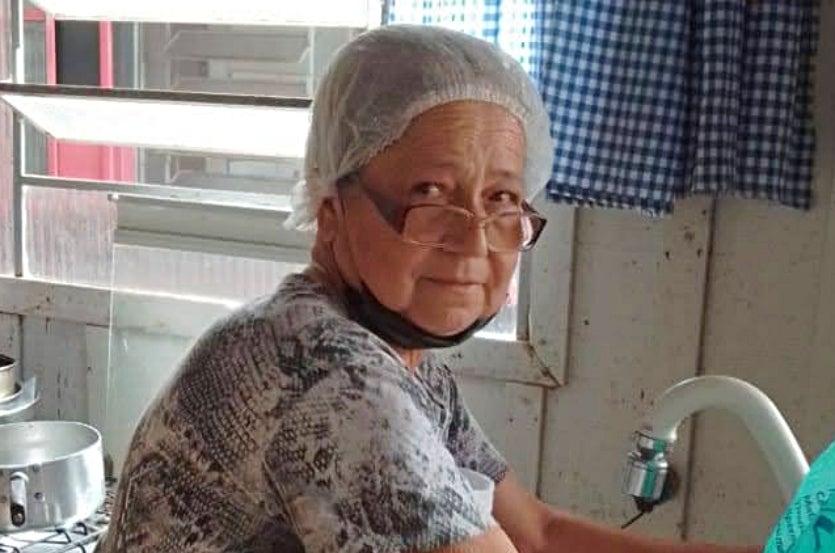 Umuarama Familiares E Amigos Se Despedem De Dona Mirinha (3)