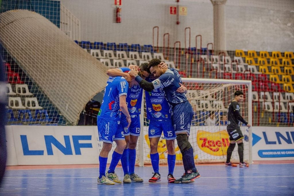 Vitoria No Futsal Obemdito