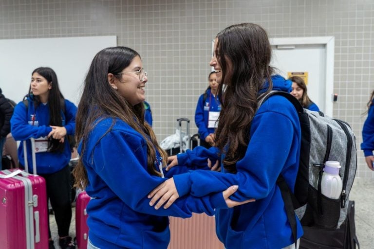 Aluna de Douradina: Isabelle Martins Félix de Almeida, 16 anos, passará seis meses na Inglaterra.