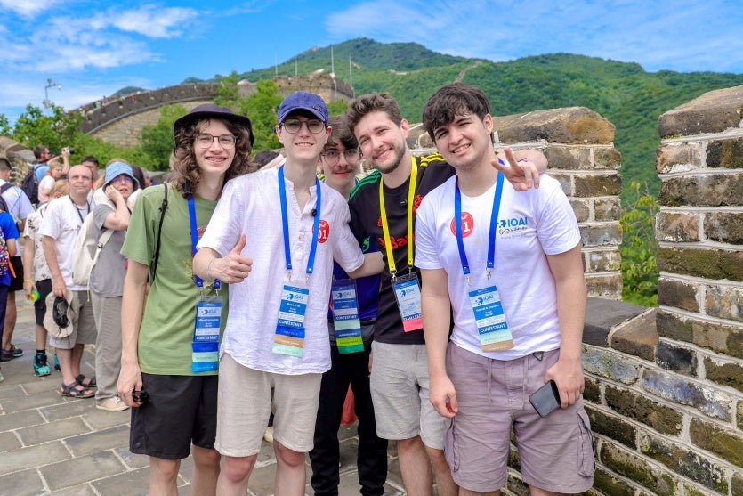 Estudante De Douradina Participa Da Olimpíada De Ia Em Pequim (5)