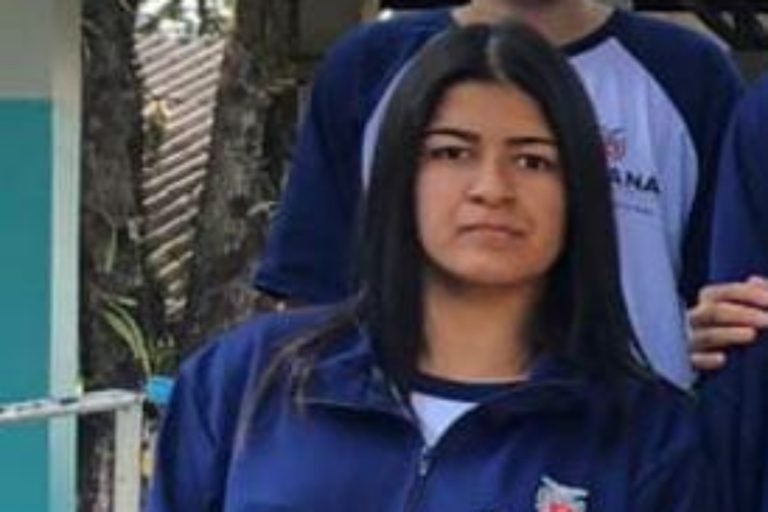 Estudante desaparece: Amanda Maltenpi da Silva está desaparecida desde a tarde desta segunda-feira (25), quando deixou o colégio onde estuda e não retornou para casa.