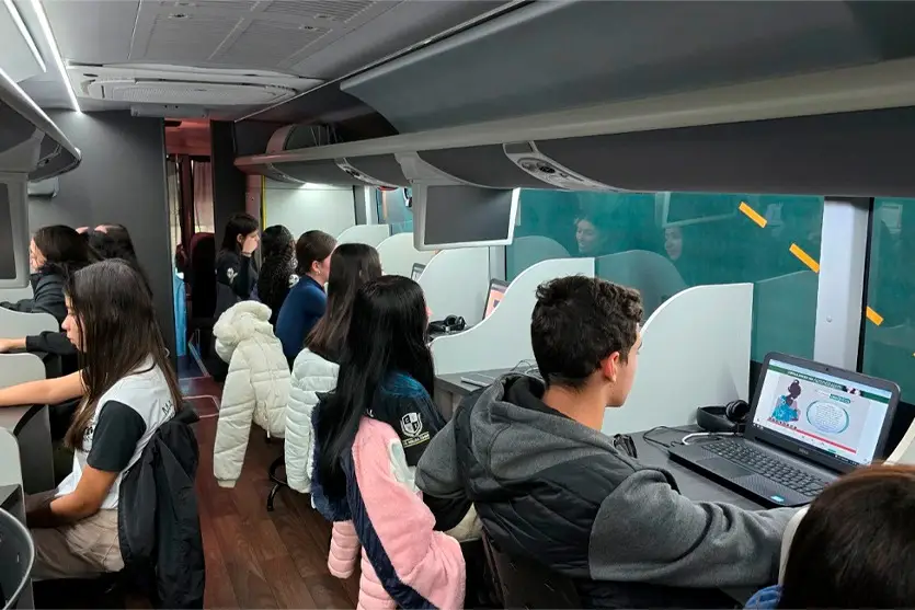 Expresso Sicoob Leva Cursos Profissionalizantes Gratuitos A Adolescentes De Altônia 3