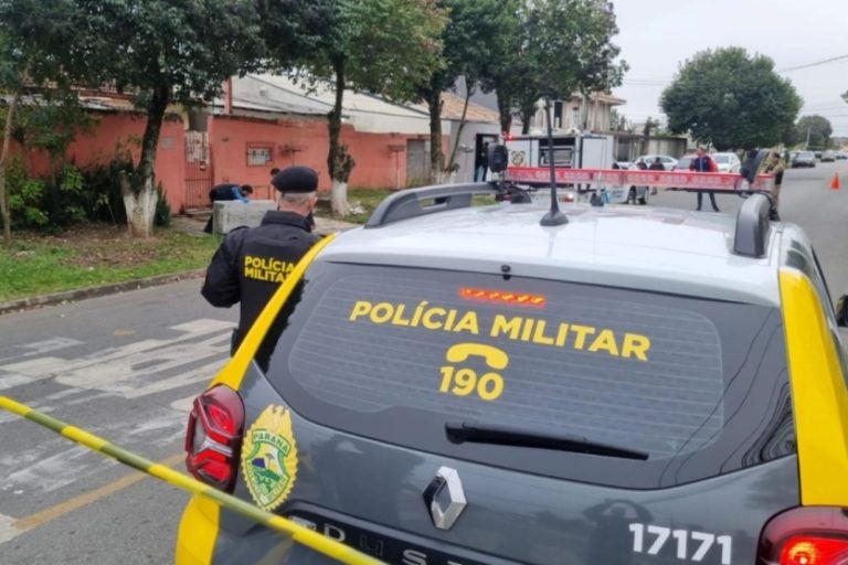 Homem espanca amigo: os golpes atingiram especialmente a região da nuca