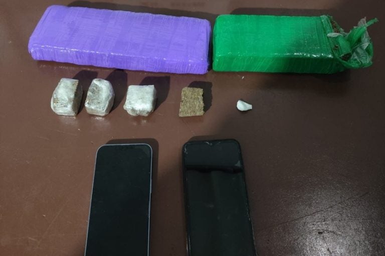 PM apreende drogas em Pérola e detém duas pessoas por tráfico