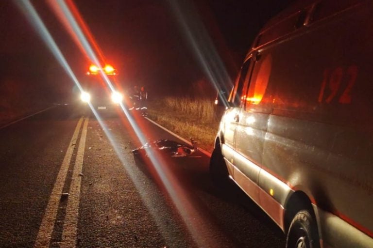 Homem morre na PR-317 após atropelamento durante roubo de veículo.