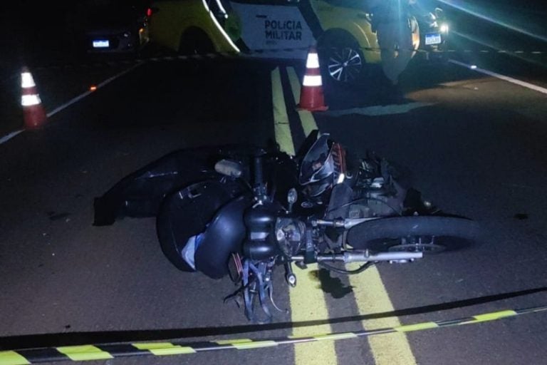 Grave acidente na PR-082 deixa motociclista de 43 anos morto