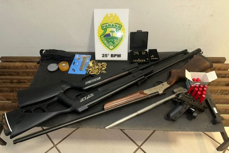 Homem é preso com arsenal em Umuarama após ameaçar mulher