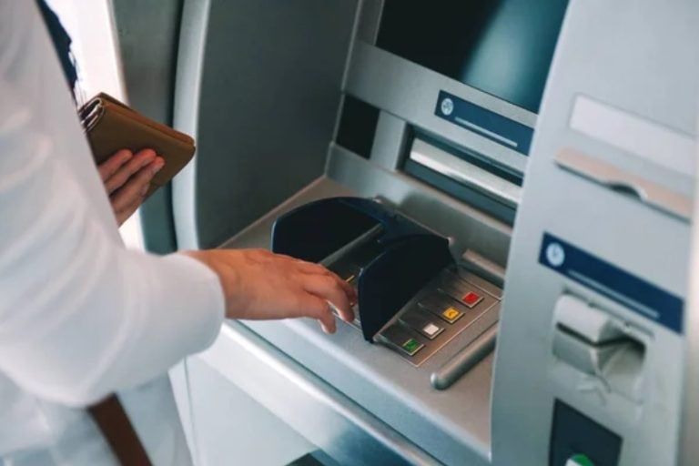 Moradora De Iporã Perde R$ 4.400 Em Golpe Dentro De Banco