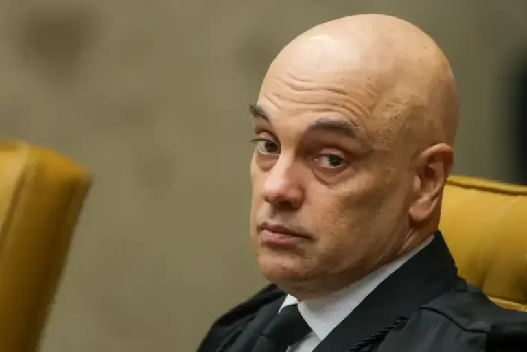 Moraes Compara Atos De Eduardo Bolsonaro A Tentativa De Golpe