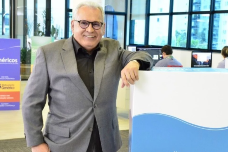 Sidney Oliveira: o empresário, que morou no antigo distrito de Nova Jerusalém, começou sua carreira como atendente de farmácia em Umuarama.