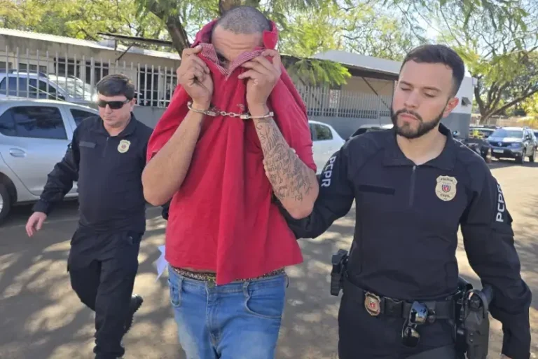 Suspeito de homicídio: Jhonatan Kepler Lucas Silvino foi localizado em uma residência em Maringá.