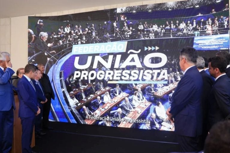 União Brasil e PP: A aliança surge em meio à aproximação com o PL, partido do ex-presidente Jair Bolsonaro.