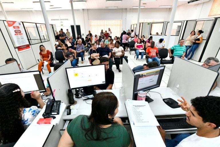 Mutirão do emprego em Umuarama encaminha 140 trabalhadores