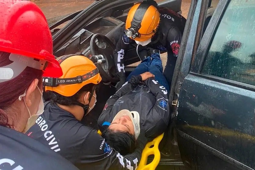Lefon Cursos e Treinamentos lança curso de Bombeiro Profissional Civil em Umuarama 