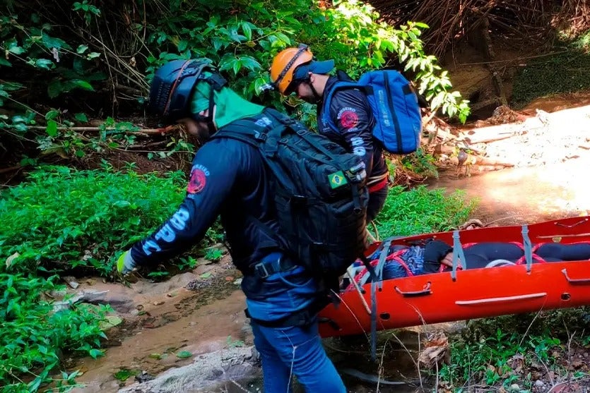 Lefon Cursos e Treinamentos lança curso de Bombeiro Profissional Civil em Umuarama 