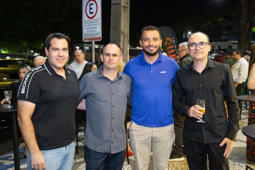 Óticas Ammo Prime inaugura nova unidade em Umuarama com evento especial 