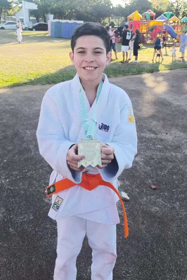 Atletas Da Associação De Judô Juan Jimenez Brilham Em Torneio Regional Em Paranavaí 2