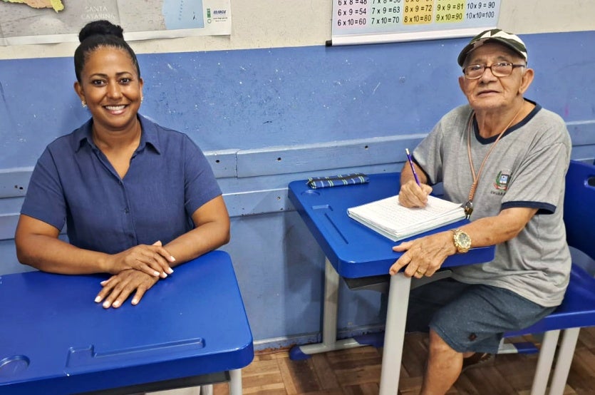 B Na Escola Com A Prof